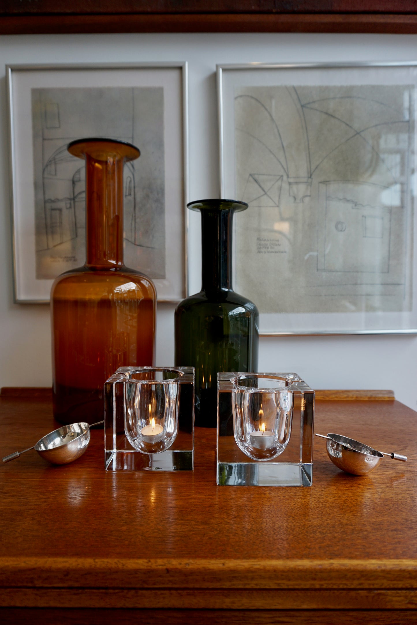 Large ‘Gulvvase’ Glass Bottle in Orange by Otto Brauer, (1960s) Denmark