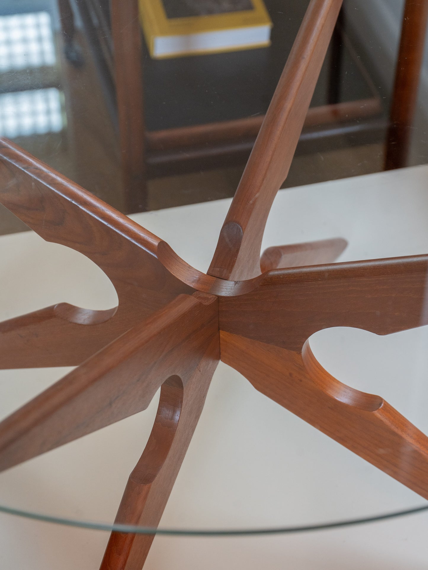 Vladimir Kagan for Sika Møbler – Spider-Legged Coffee Table in Teak (1960s)