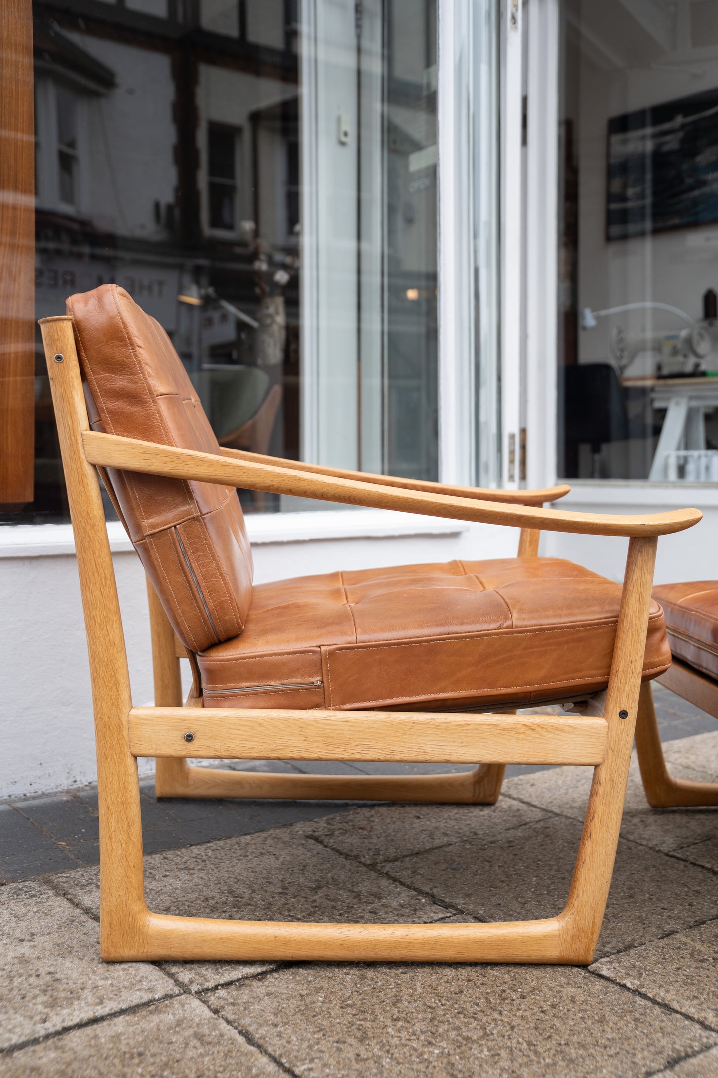 Beech FD130 Armchair and Matching FD131 Footstool by Peter Hvidt and Orla Mølgaard for France and Søn, (1960s) Denmark