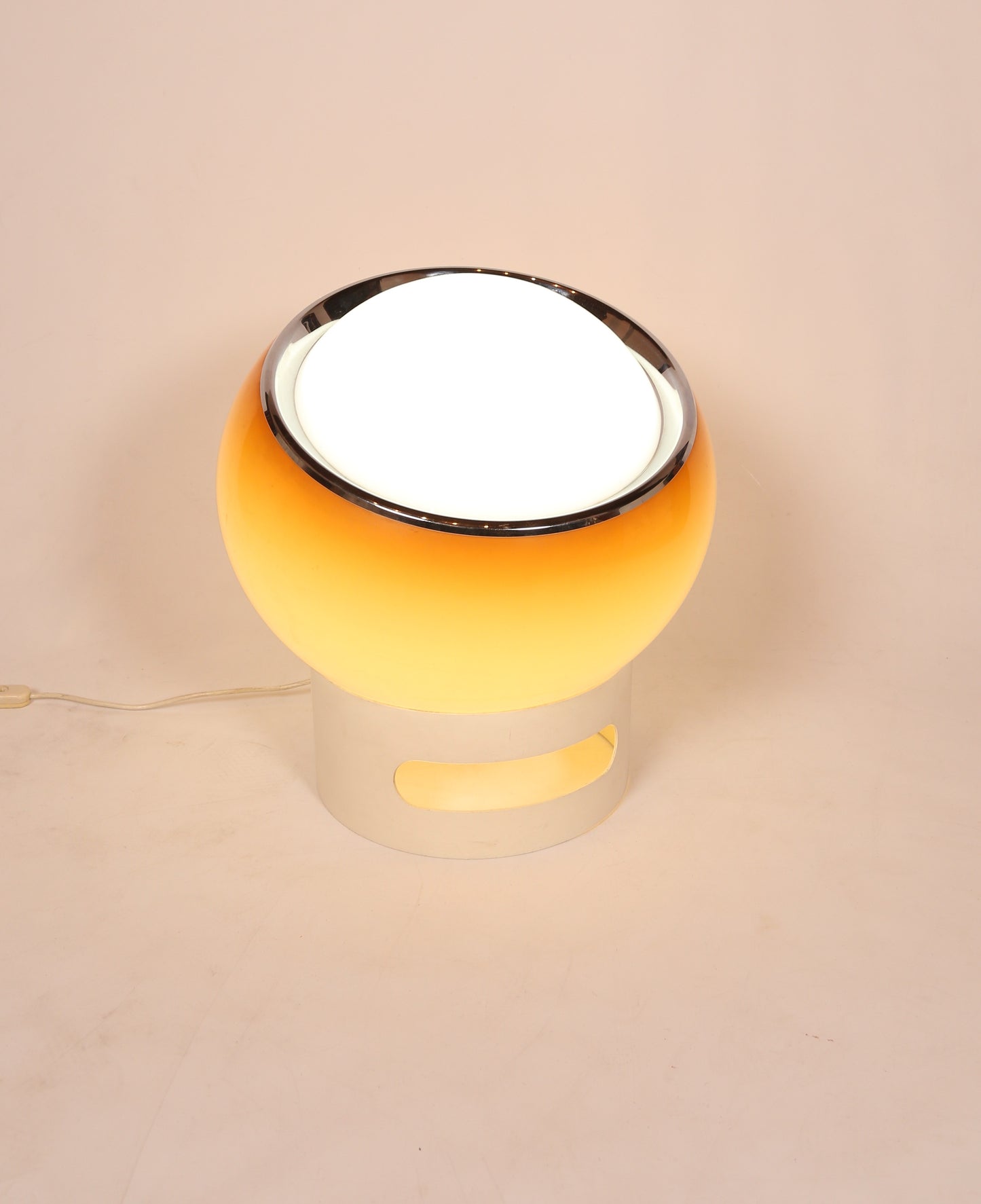 A Harvey Guzzini 1970's 'Clan' space age floor lamp (1960s) Italy