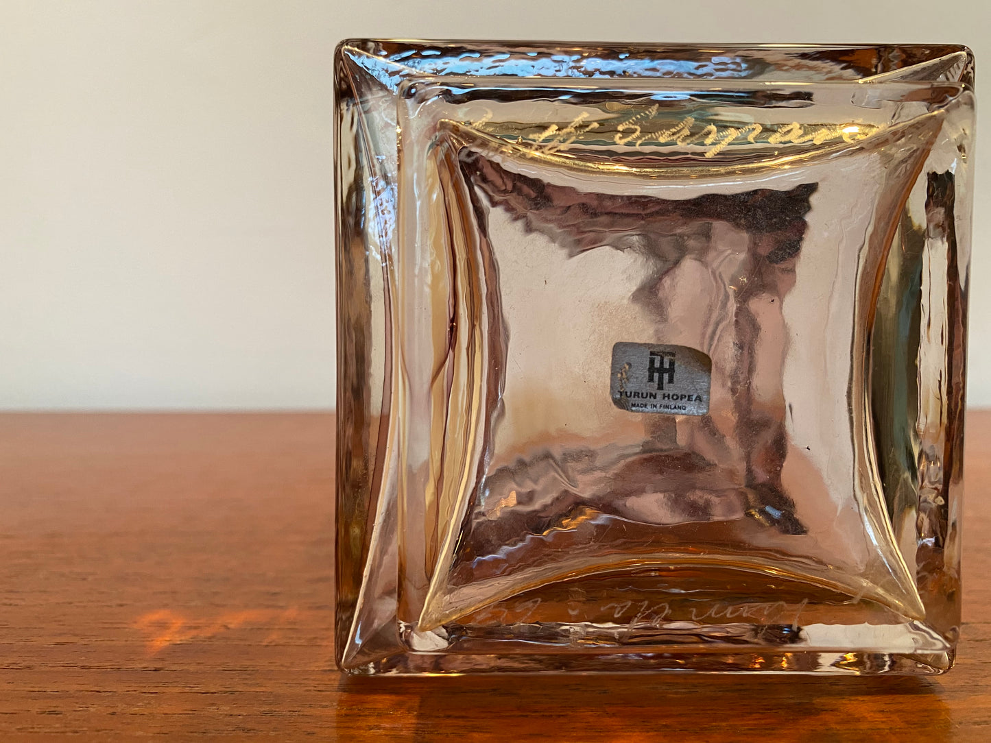 Brass and coloured vase, by Pentii Sarpaneva for Oy Kumela, Finland (1960s)