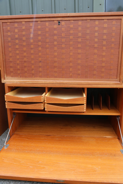 Poul Cadovious Large Teak Royal System (Denamrk) 1960s