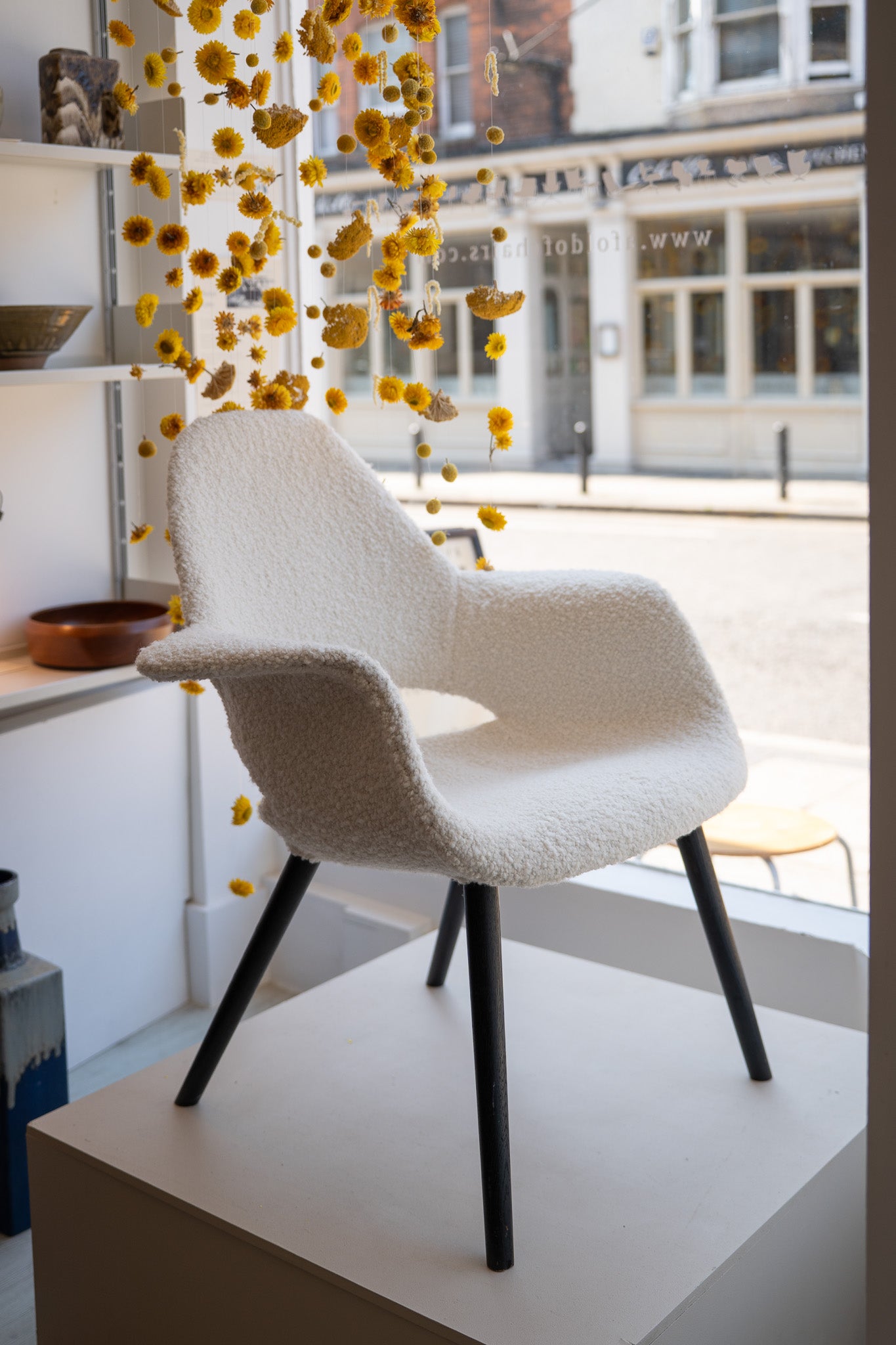 White ‘Organic' Highback Reading Chair by Charles Eames & Eero Saarinen for Vitra