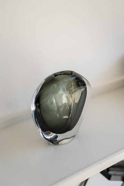 Nils Landberg smoked glass "shouldered" vase for Orrefors (1950s/60s) Sweden