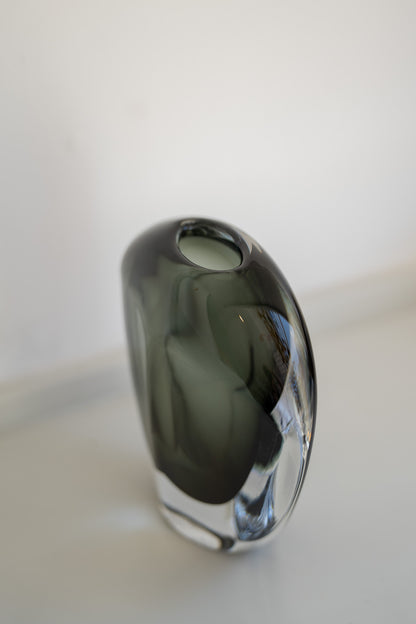 Nils Landberg smoked glass "shouldered" vase for Orrefors (1950s/60s) Sweden