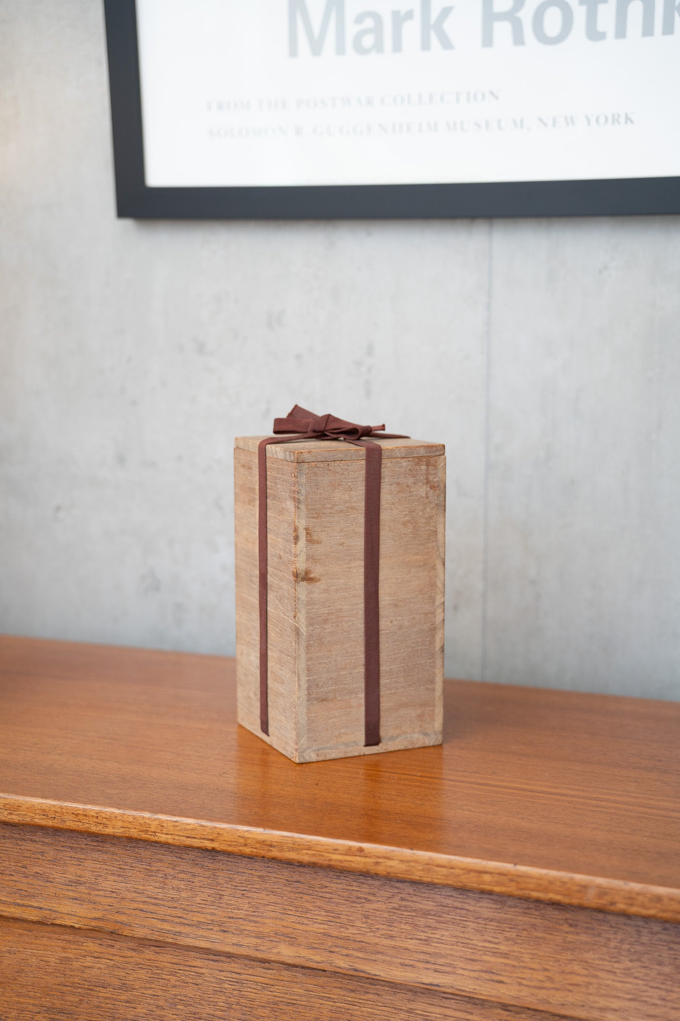 Shoju Hamada (1894-1978), Stoneware Hexagonal Vase with Signed Display Box (c.1960) Japan