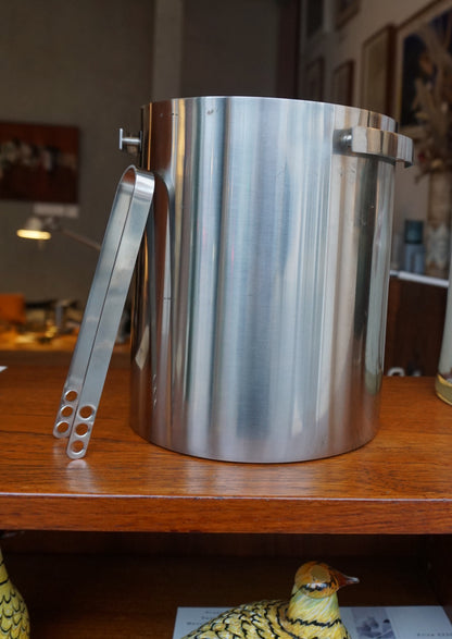 Extra-Large Cylinda-Line champagne cooler/Ice Bucket (with Tongs in box) by  Arne Jacobsen for Stelton (1960s) Denmark