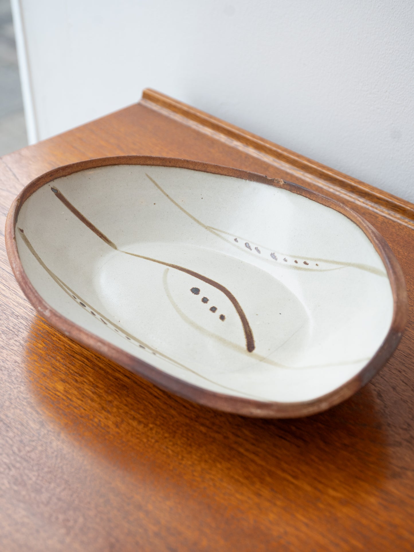 Studio Pottery Charger/Bowl by Michael Cardew at Wenford Bridge, (1960s) UK