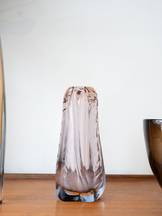 Hand-Blown Glass Decorative Vase by Jan Beránek for Škrdlovice, (1950s/1960s) Czechoslovakia