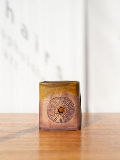 Bob Dawe Pottery Studio 'Wrap Around' Stoneware Vase, (1960s) UK