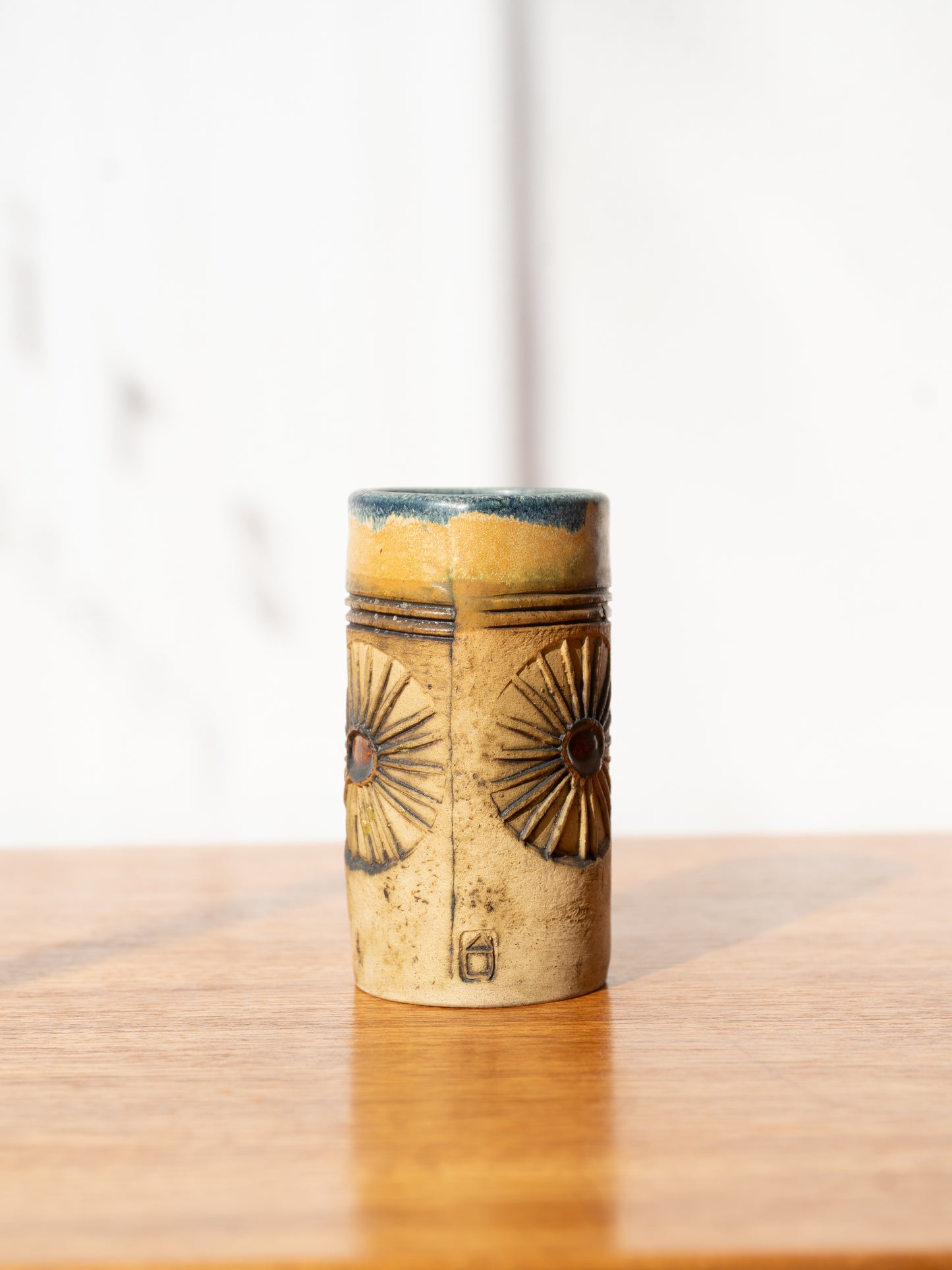 Bob Dawe Studio Pottery Stoneware Vase, (1960s) UK