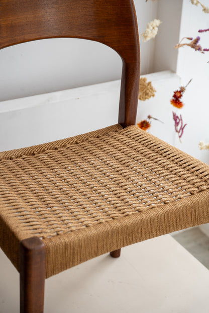 Teak and Paper Cord Dining Chair by Arne Hovmand Olsen for Mogens Kold, (1950/60s) Denmark