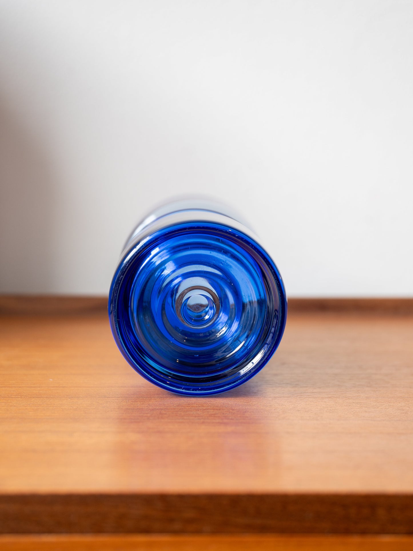 Cobalt ble vase by Tamara Aladin for Riihimäen Lasi (Finand 1960s)