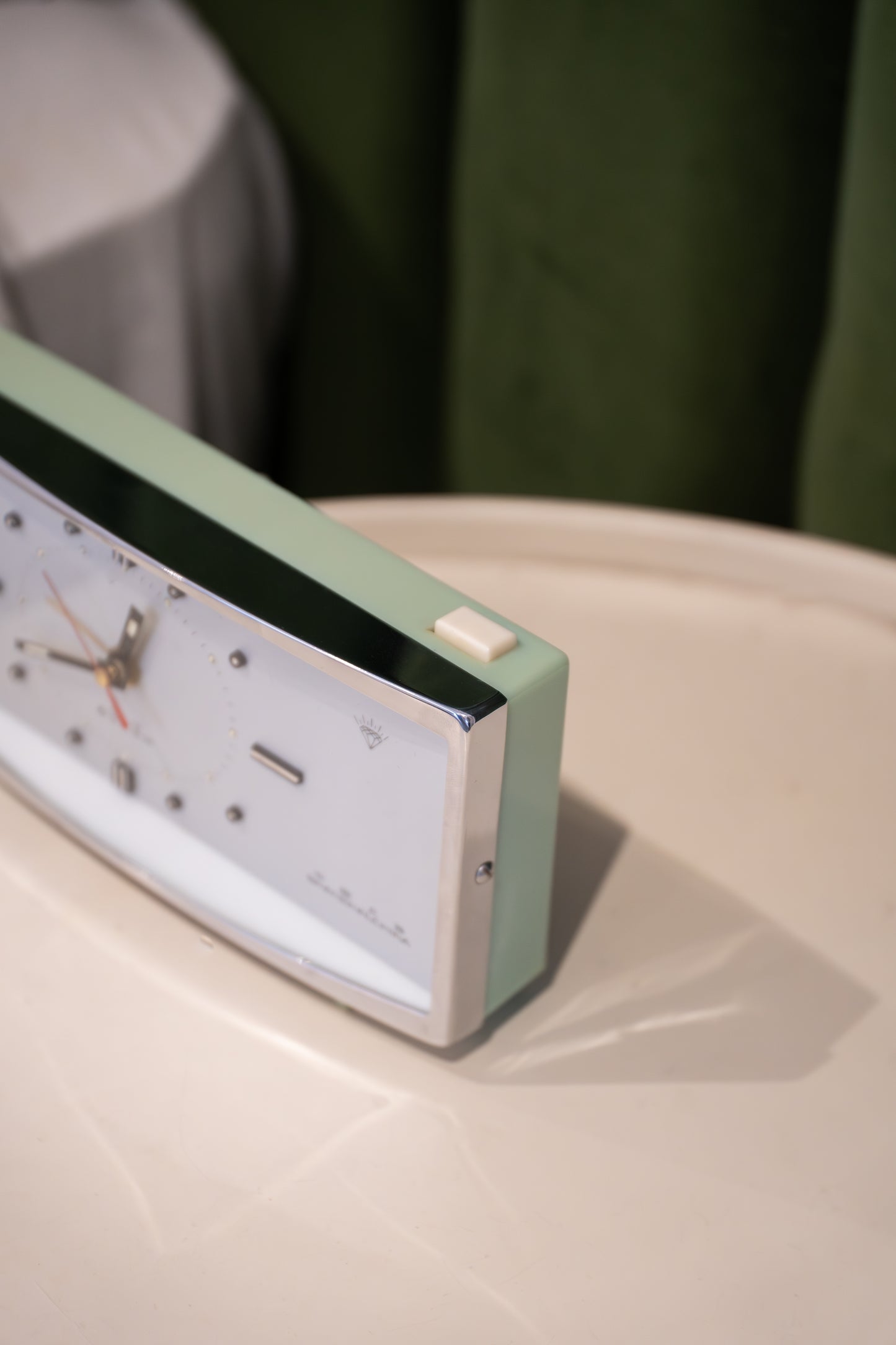 Shanghai Diamond Mechanism Alarm Clock (1960/70s)