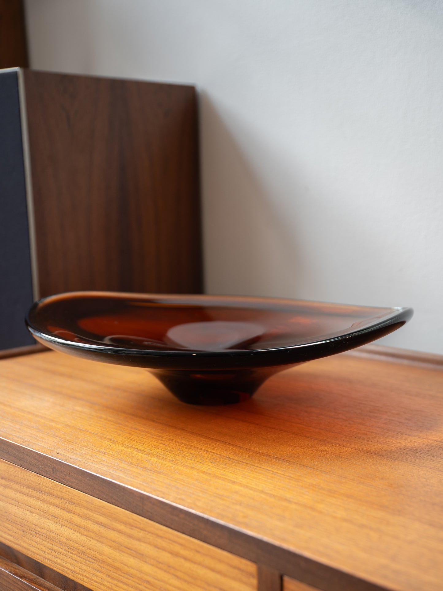 Amber Glass Centrepiece Bowl, (1960s)