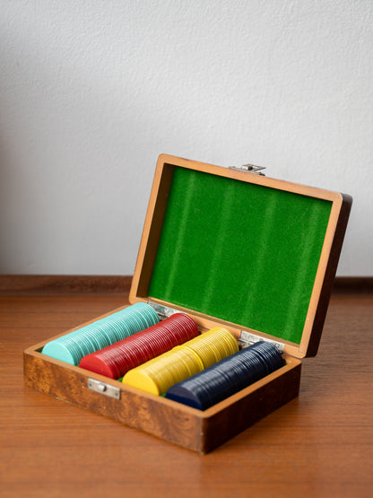Vintage Gaming/Poker Chips Set in Burr Wood Veneer Box (1960s) UK