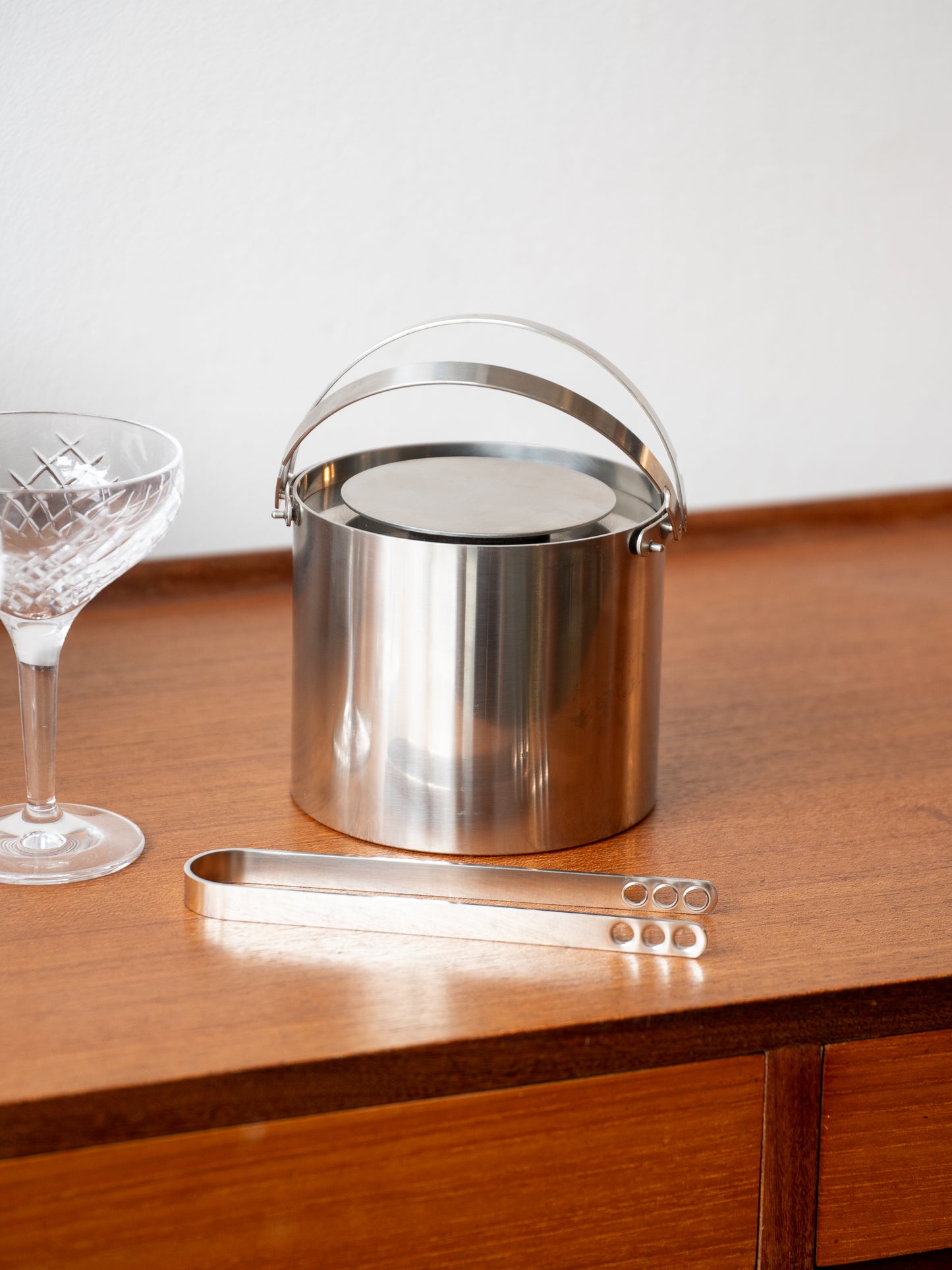 Cylinda-Line Ice Bucket (with Original Tongs in Packaging) by Arne Jacobsen for Stelton (1960s) Denmark