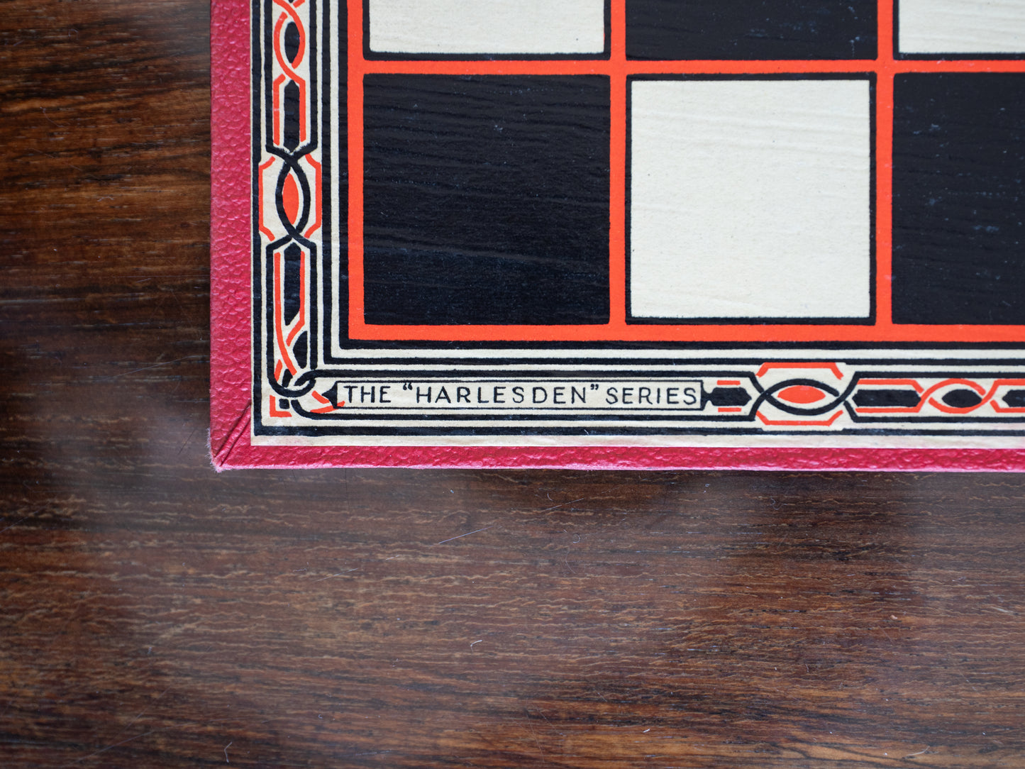 Boxwood and Ebony, Staunton Box Chess Set (1960s) UK