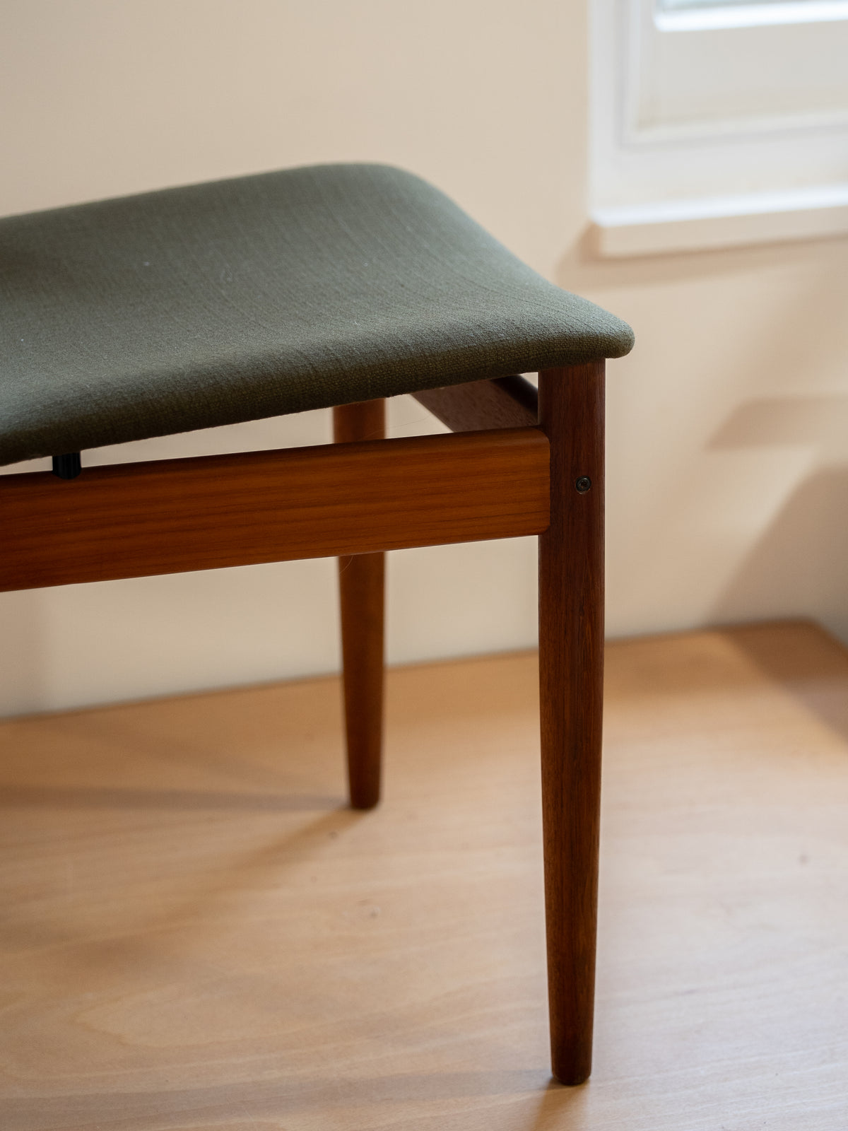 Set of 4 Model 197 Dining Chairs by Finn Juhl for France & Son, (1960s) Denmark
