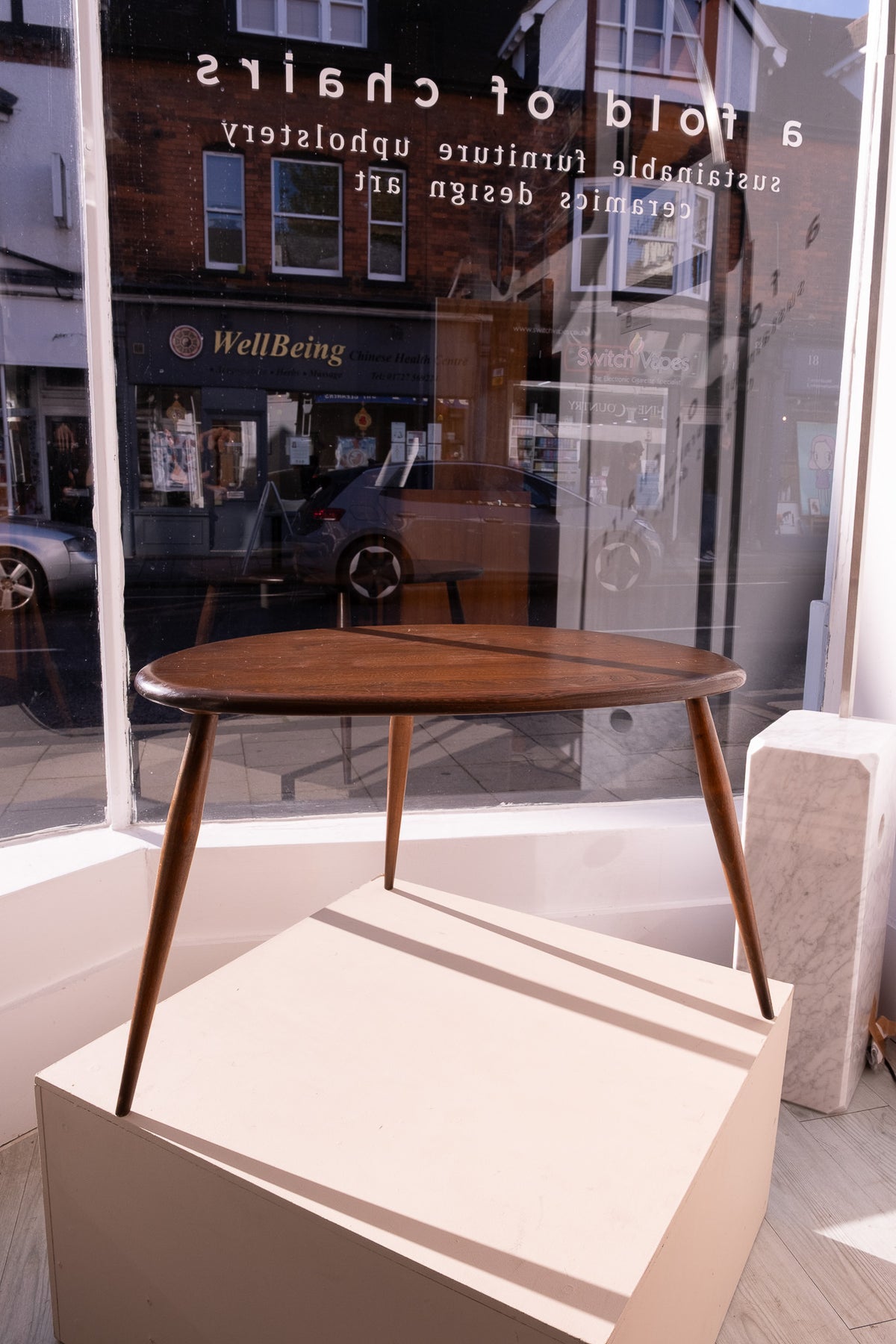 Set of three 'pebble' nesting tables, model 354, c1960, Ercol (UK)