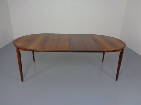 Brazilian Rosewood Extending Table by Henry Rosengren Hansen for Brande Møbelindustri, (1960s) Denmark