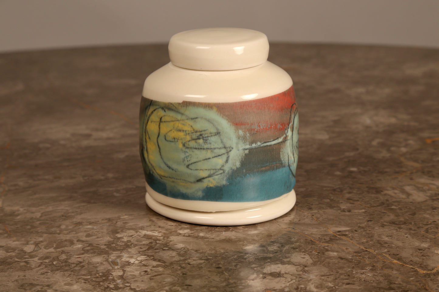 Studio Pottery pot with lid by Ashley Howard