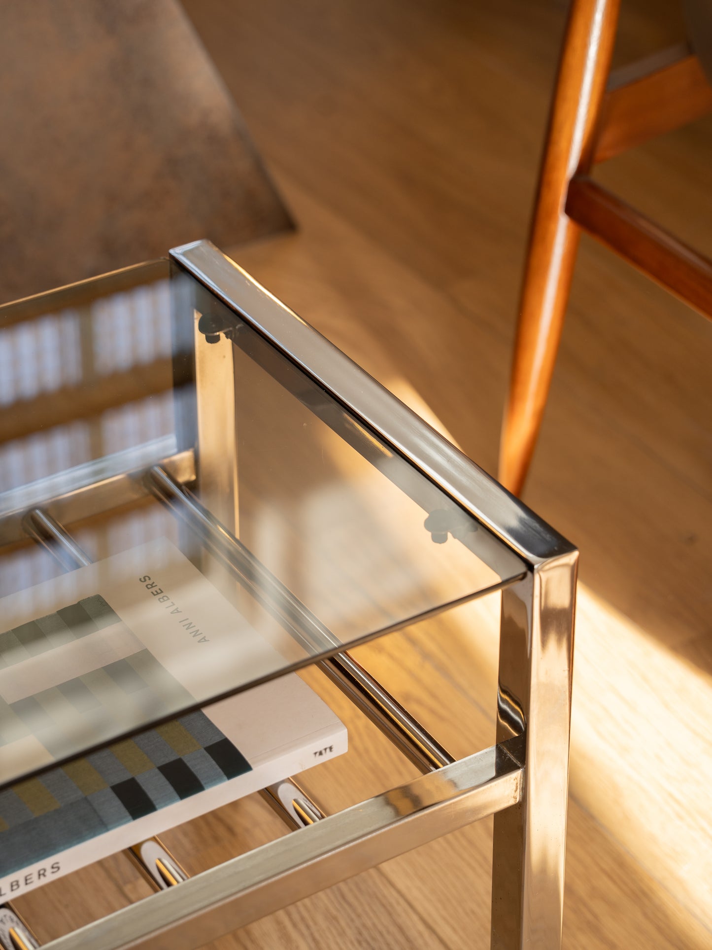 Chippy Heath Furniture Ltd, High Wycombe Telephone Seat &amp; Table Circa 1970s,