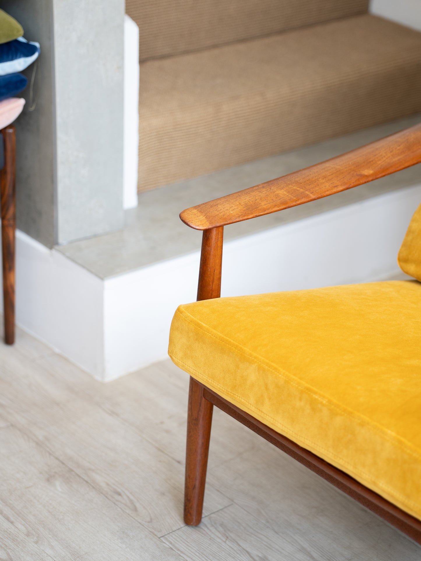 Model FD-164 reclining Armchair by Arne Vodder for France & Son