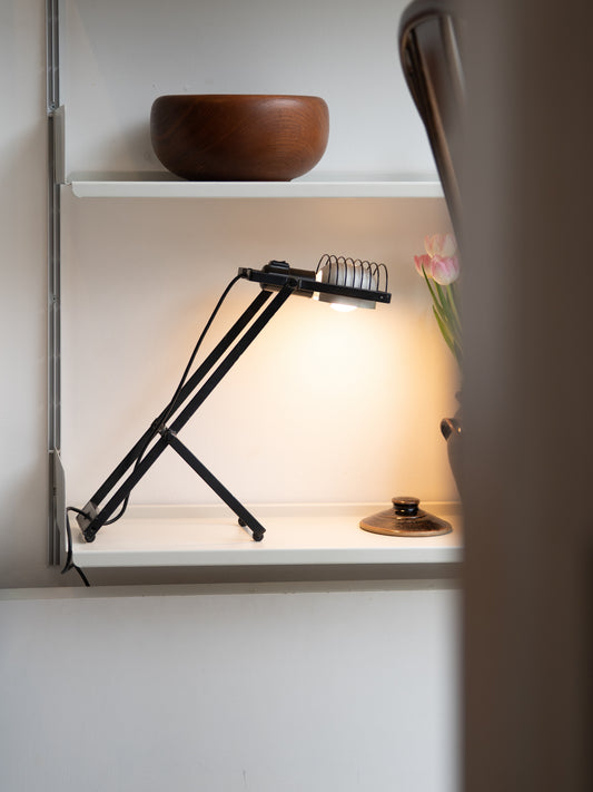 Italian Artemide Sintesi table lamp designed by Ernesto Grismondi