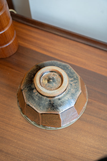 Mike Dodd Cut-Sided Stoneware Bowl (UK)