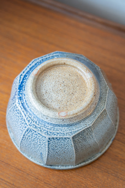 Light Blue Faceted Stoneware Bowl, by Mike Dodd for Wellrash Pottery (1970s)