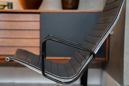 EA 116 Armchair by Charles Eames & Ray Eames for Vitra (USA)