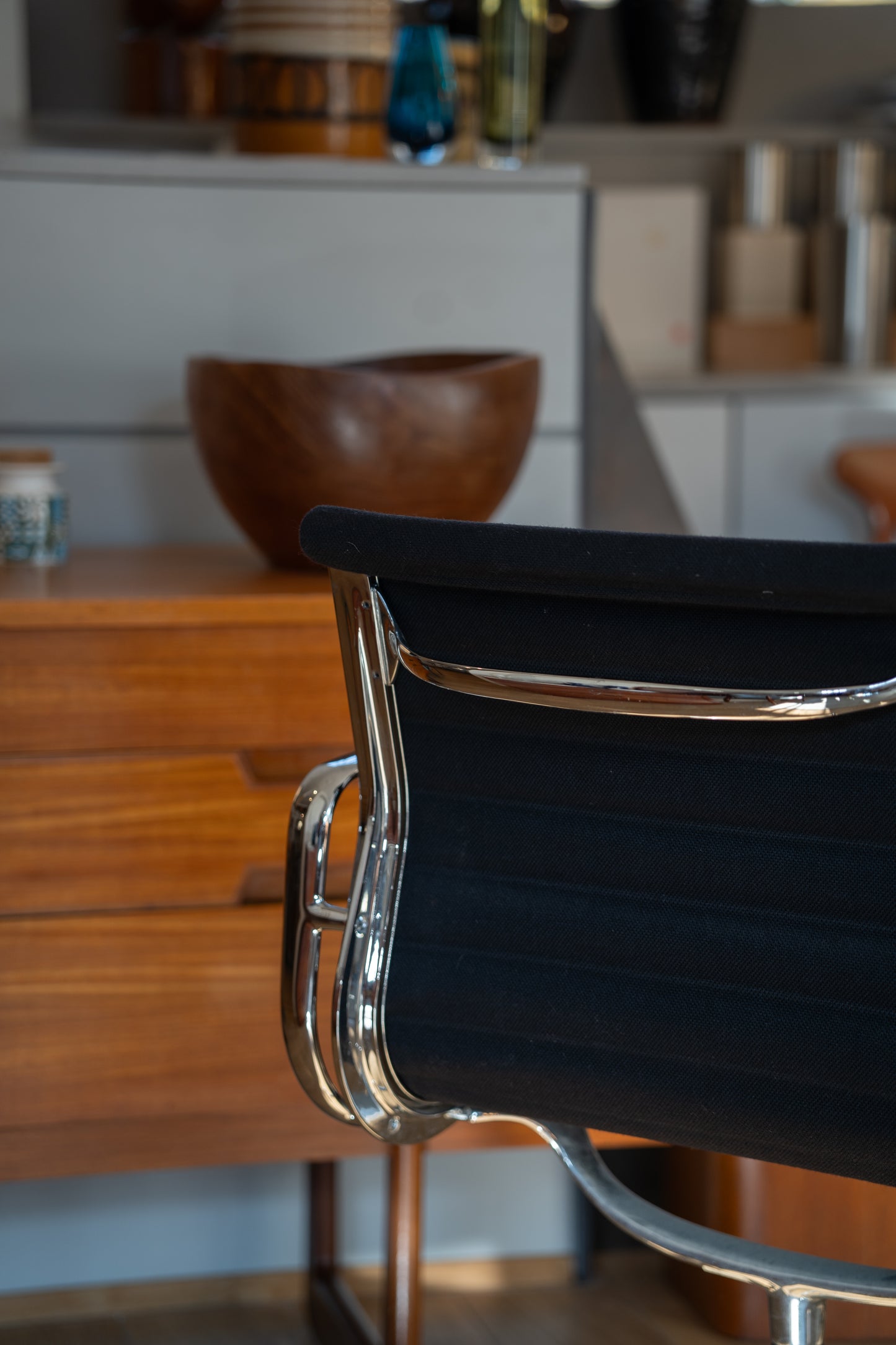 'Aluminium Group' Desk Chair by Charles Eames & Ray Eames