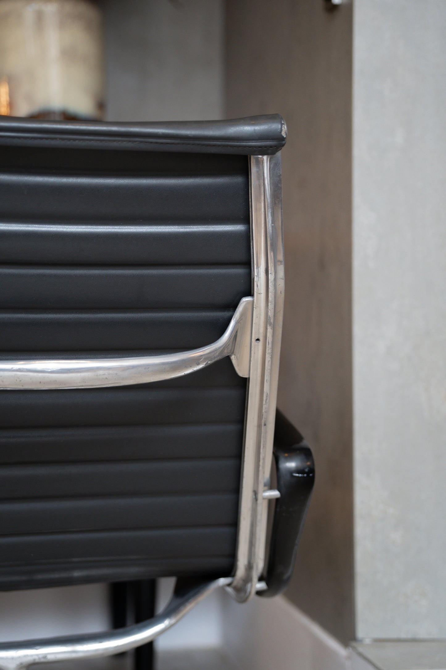 EA 116 Armchair by Charles Eames & Ray Eames for Vitra (USA)