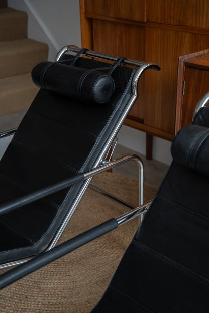 Pair of Genni Armchairs and Footstool, by Gabriele Mucchi for Zanota