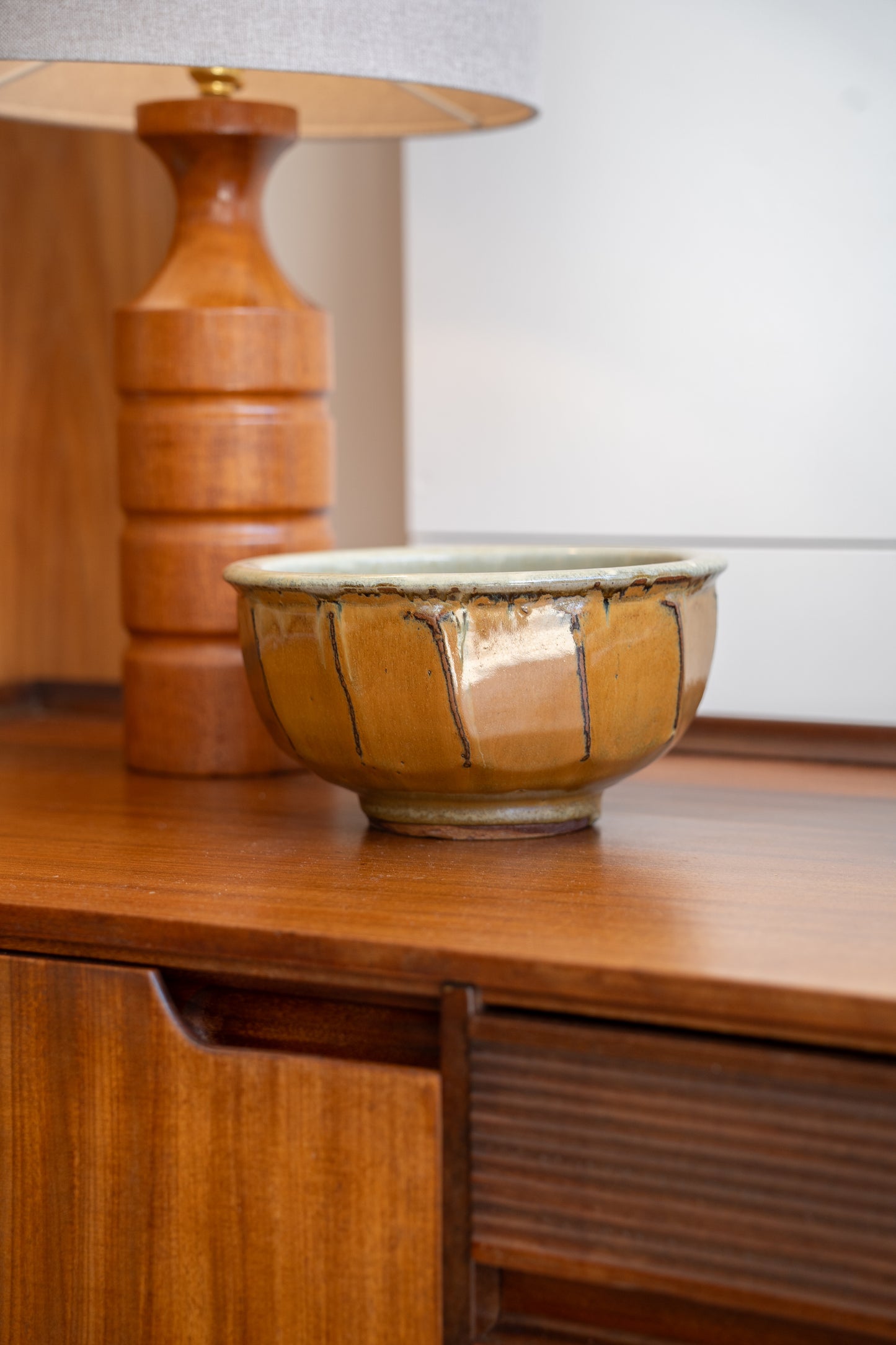 Studio Pottery Bowl by by Mike Dodd for Wellrash Pottery (c1970s)