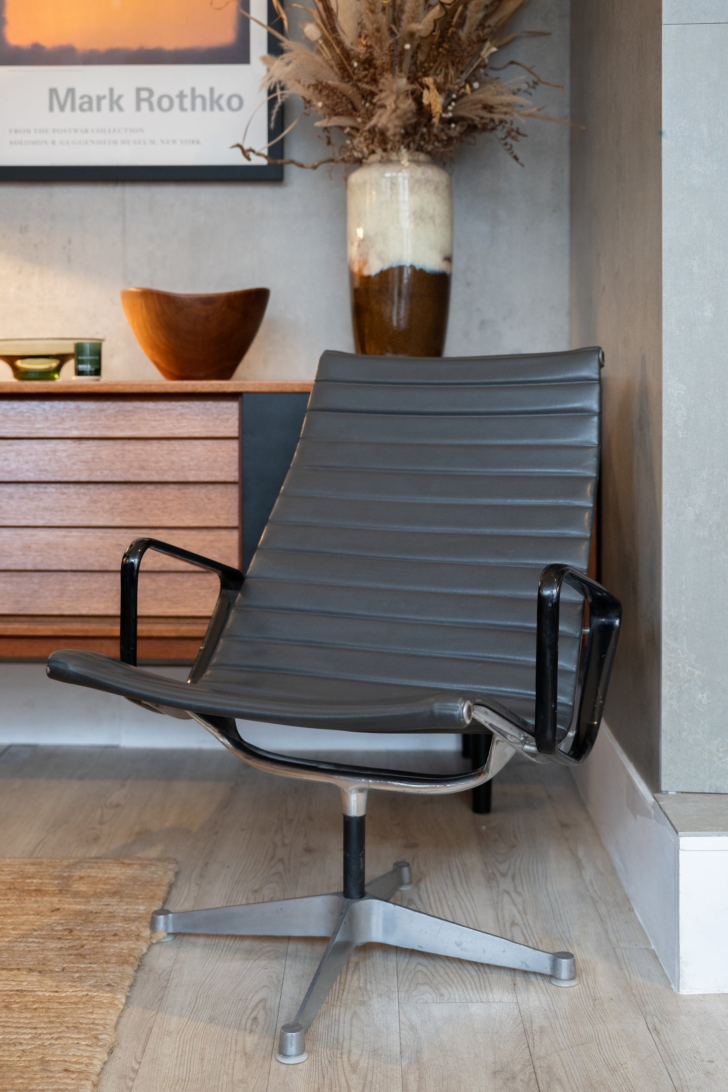 EA 116 Armchair by Charles Eames & Ray Eames for Vitra (USA)