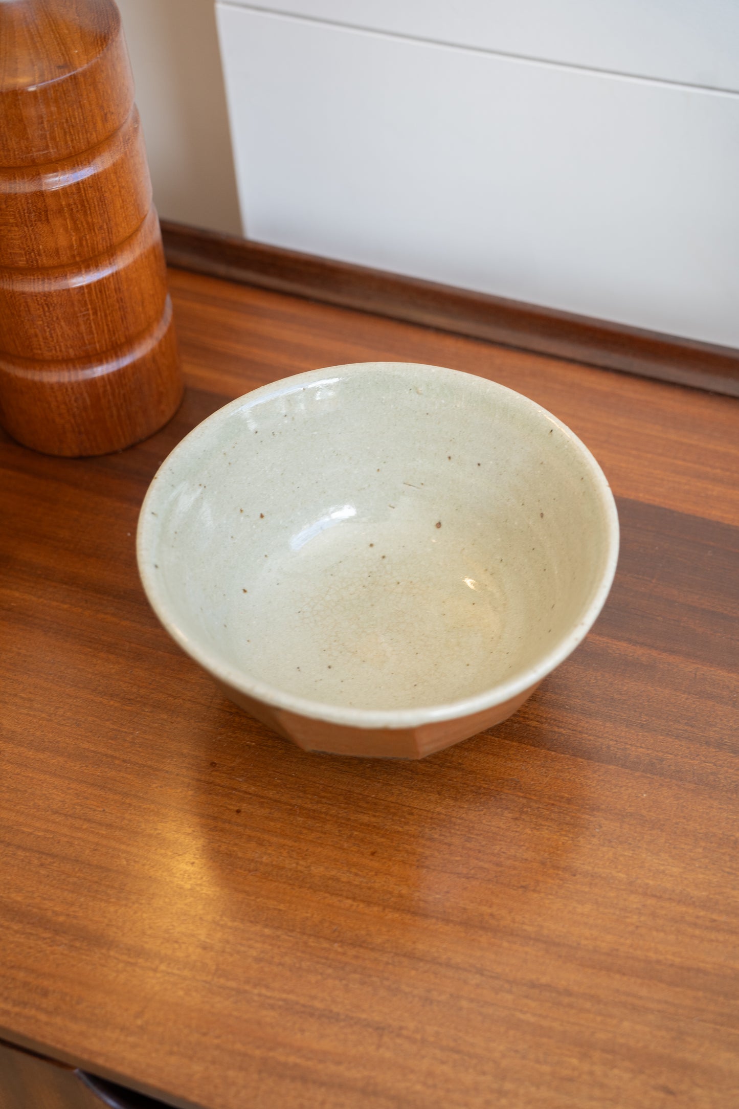 Mike Dodd Cut-Sided Stoneware Bowl (UK)