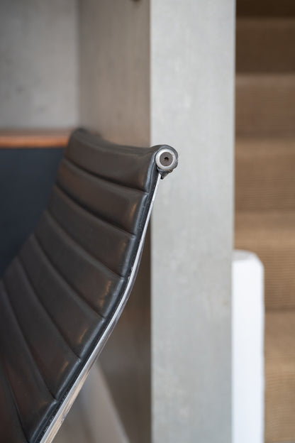 EA 116 Armchair by Charles Eames & Ray Eames for Vitra (USA)