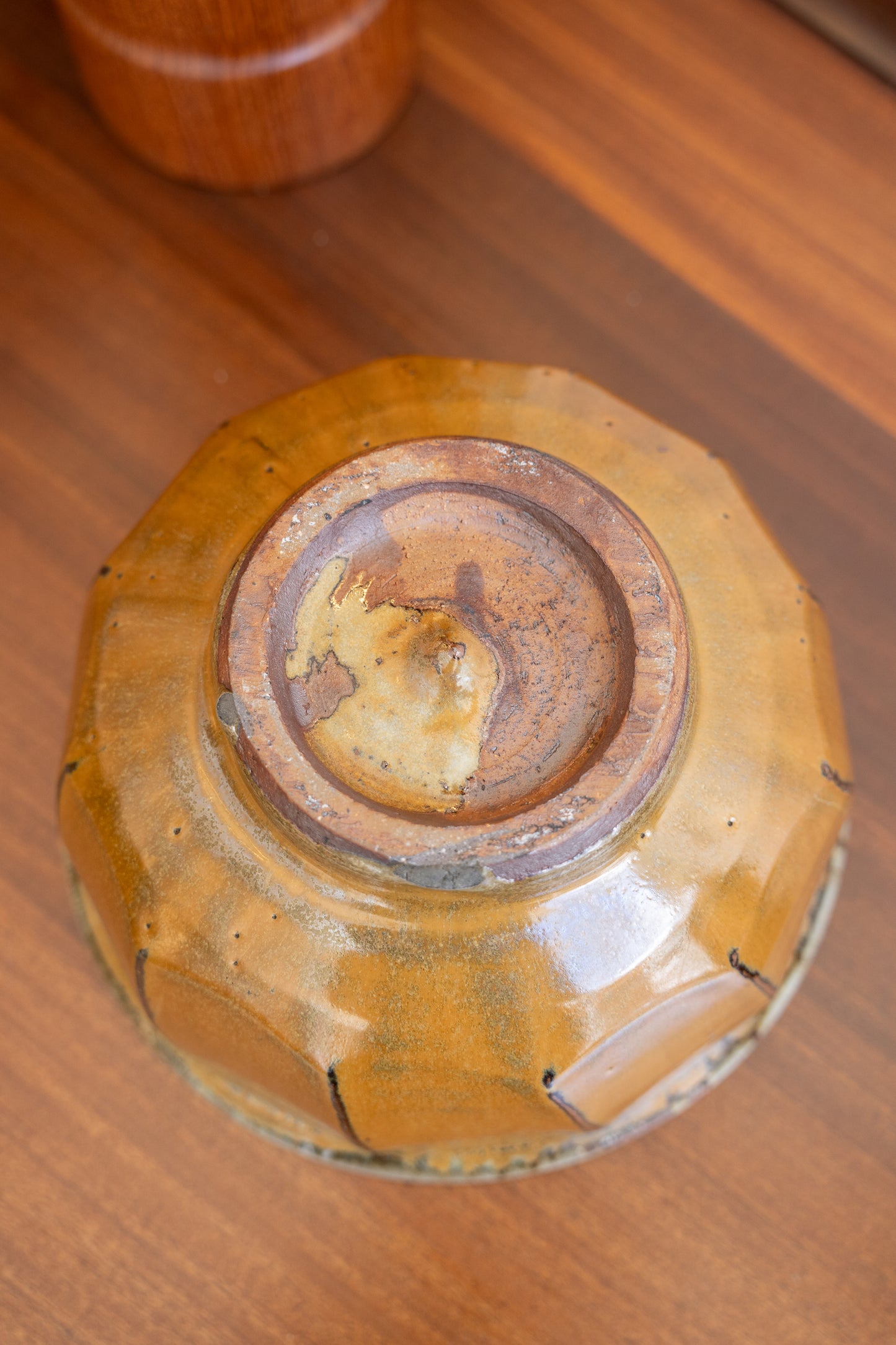 Studio Pottery Bowl by by Mike Dodd for Wellrash Pottery (c1970s)